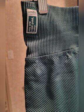 Ribbed High-Waist Leggings in Teal